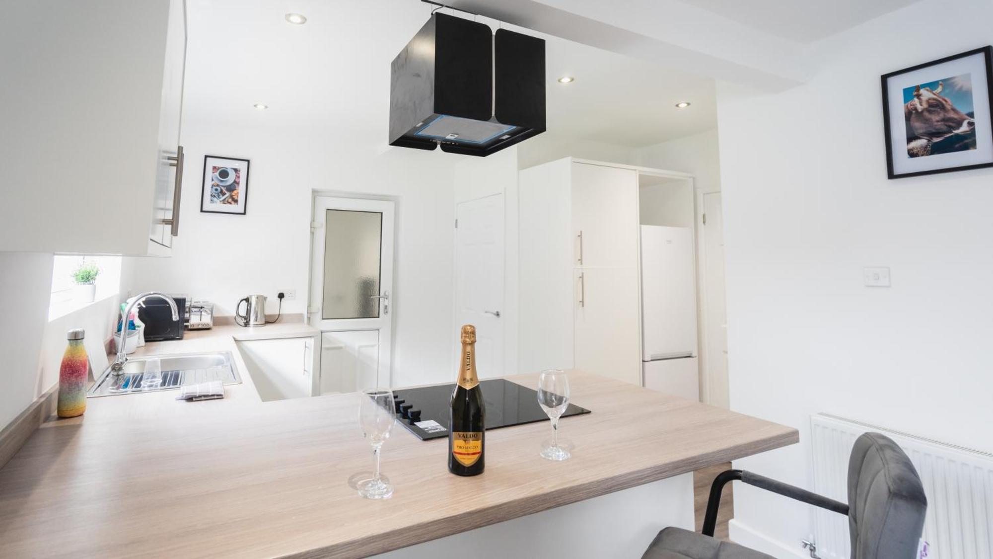 Comfy Spacious Near Preston Centre - Sleeps 6 Hébergement de vacances *