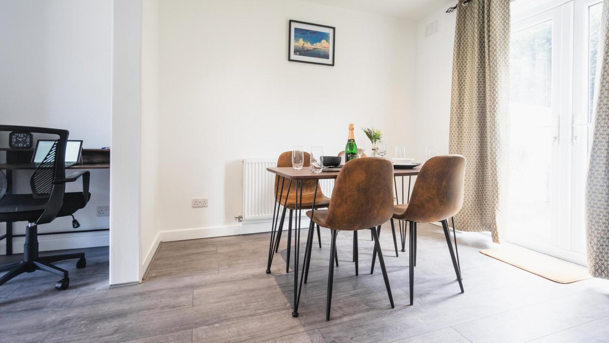Hébergement de vacances Comfy Spacious Near Preston Centre - Sleeps 6 *